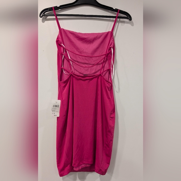 Windsor Fuscia Mini Dress in Size Small - Picture 1 of 2